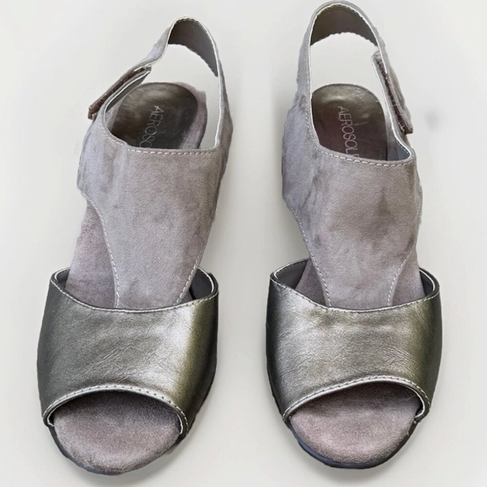 (8) AEROSOLES “GINERATORS” Dual Fabric Upper Peep Toe 3.5” Heeled Sandals - Picture 8 of 11